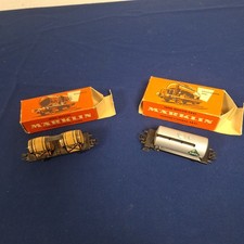 2 alte Märklin Waggons 4510