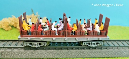 100x sitzende figuren als - sitzende,